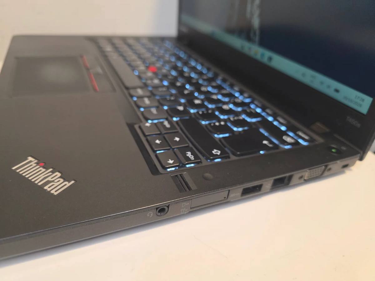 Fartölva Lenovo ThinkPad T450s 2