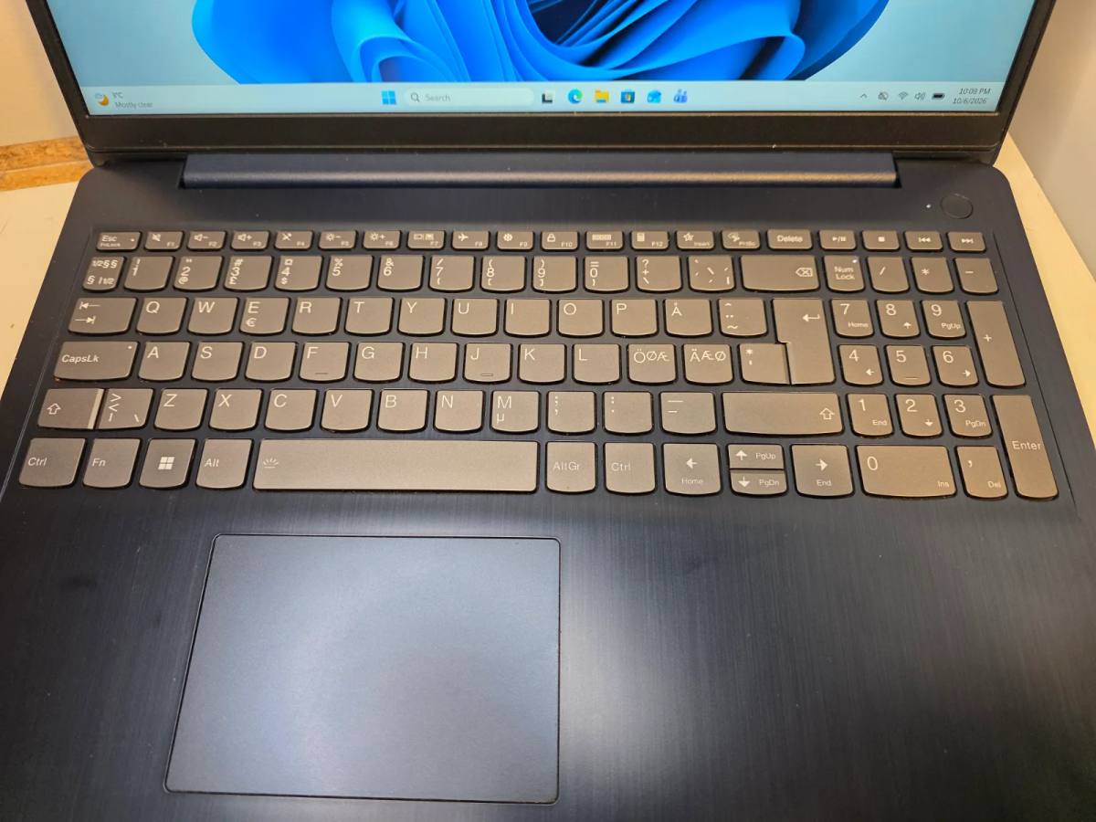 Lenovo ideapad 3 15 fartölva 2